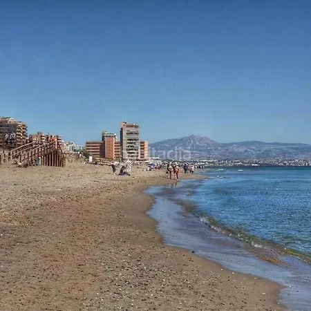 Apartamento Con Terraza 50m2，500m A La Playa